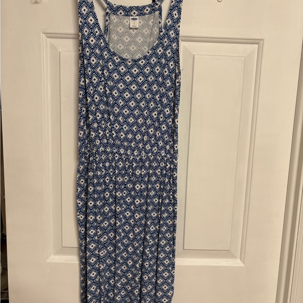Blue and White Sleeveless Dress